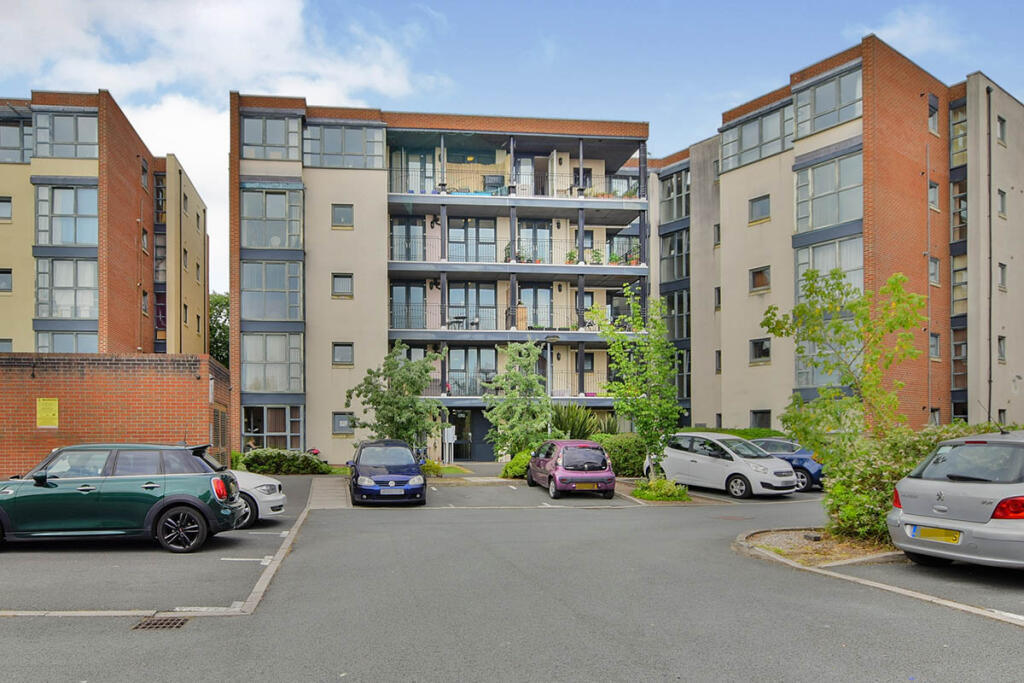 2 bed Apartment for rent in Manchester. From Reeds Rains - Didsbury 2 bed Apartment for rent in Manchester. From Reeds Rains - Didsbury