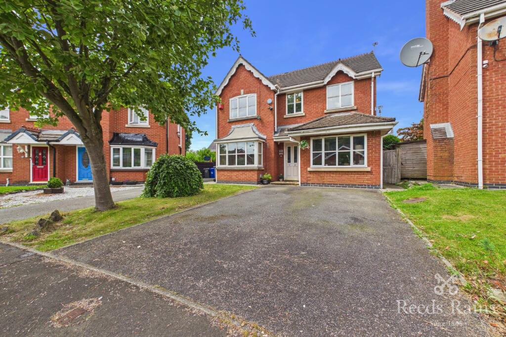 4 bed Detached for rent in Gatley. From Reeds Rains - Didsbury 4 bed Detached for rent in Gatley. From Reeds Rains - Didsbury
