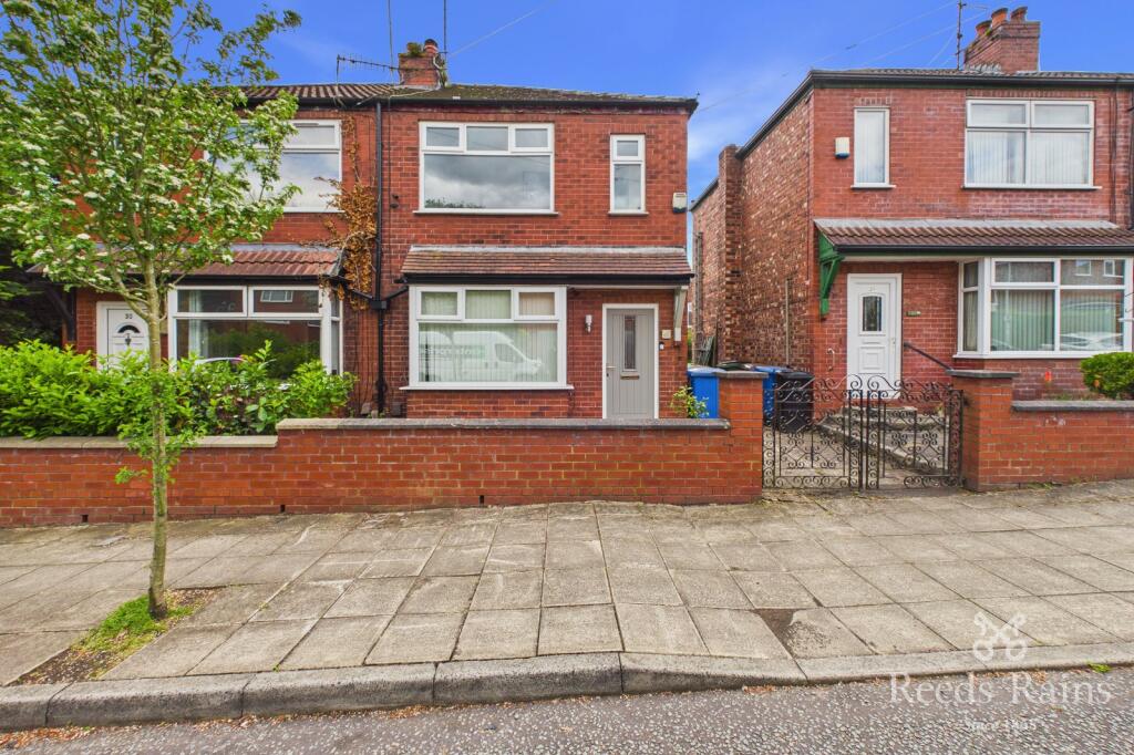2 bed Semi Detached for rent in Stockport. From Reeds Rains - Hazel Grove