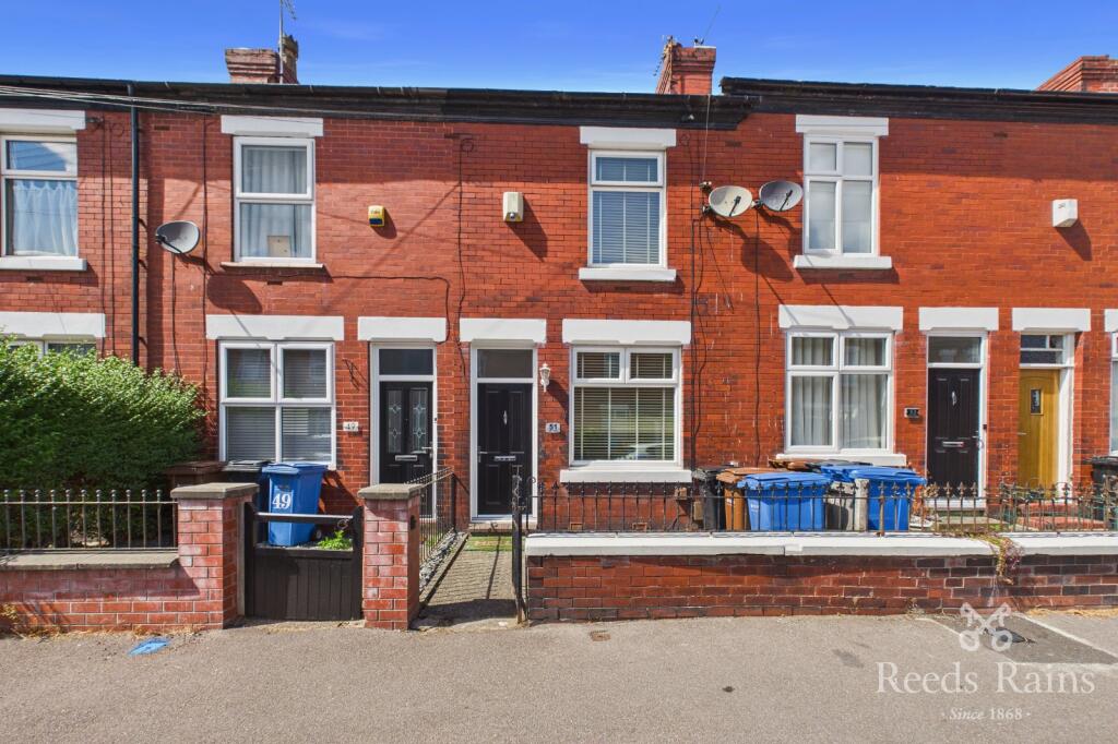 2 bed Mid Terraced House for rent in Hazel Grove. From Reeds Rains - Hazel Grove