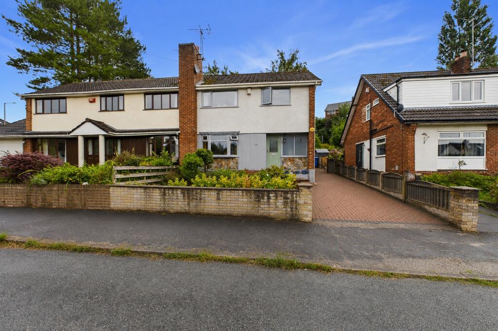 3 bed Semi Detached for rent in Woodley. From Reeds Rains - Hazel Grove 3 bed Semi Detached for rent in Woodley. From Reeds Rains - Hazel Grove