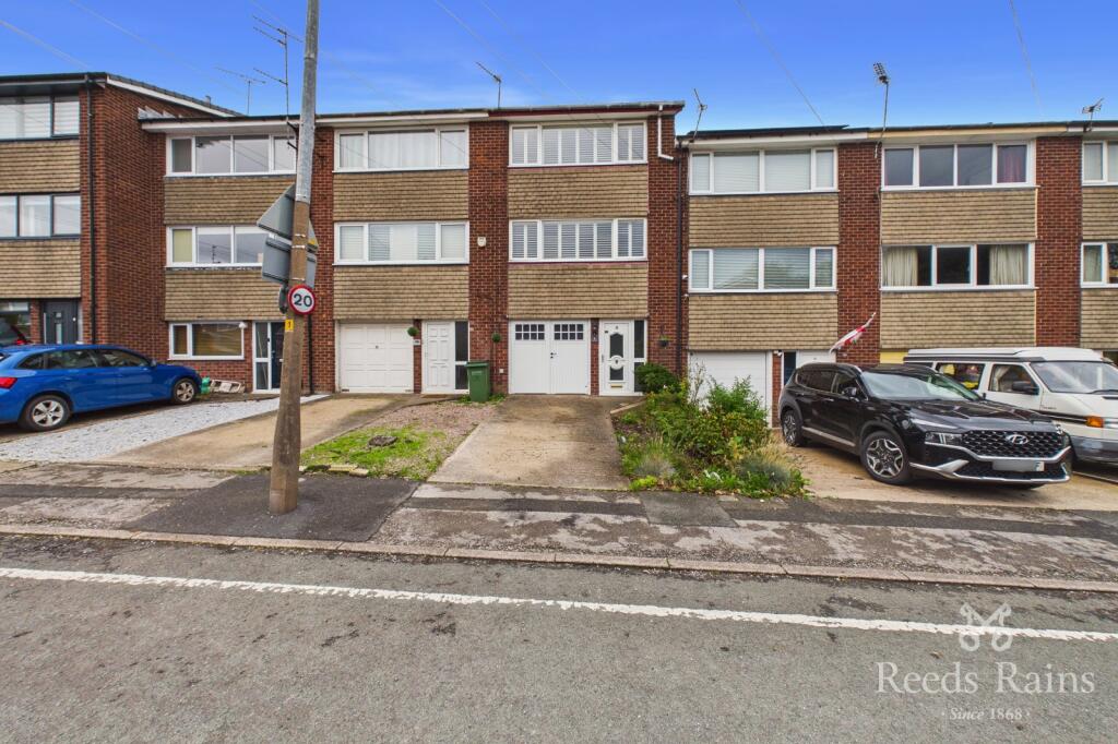 3 bed Mid Terraced House for rent in Stockport. From Reeds Rains - Hazel Grove 3 bed Mid Terraced House for rent in Stockport. From Reeds Rains - Hazel Grove