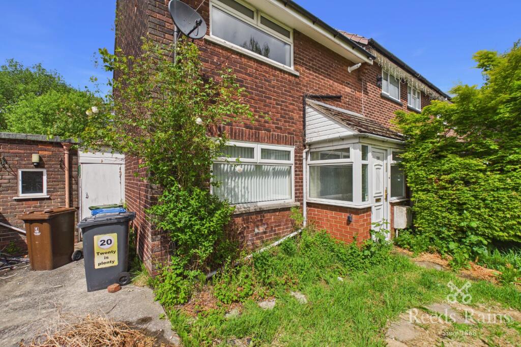 2 bed End of Terrace for rent in Hyde. From Reeds Rains - Hyde