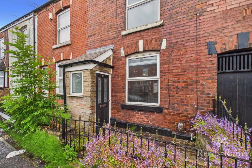 3 bed Mid Terraced House for rent in Hyde. From Reeds Rains - Hyde 3 bed Mid Terraced House for rent in Hyde. From Reeds Rains - Hyde