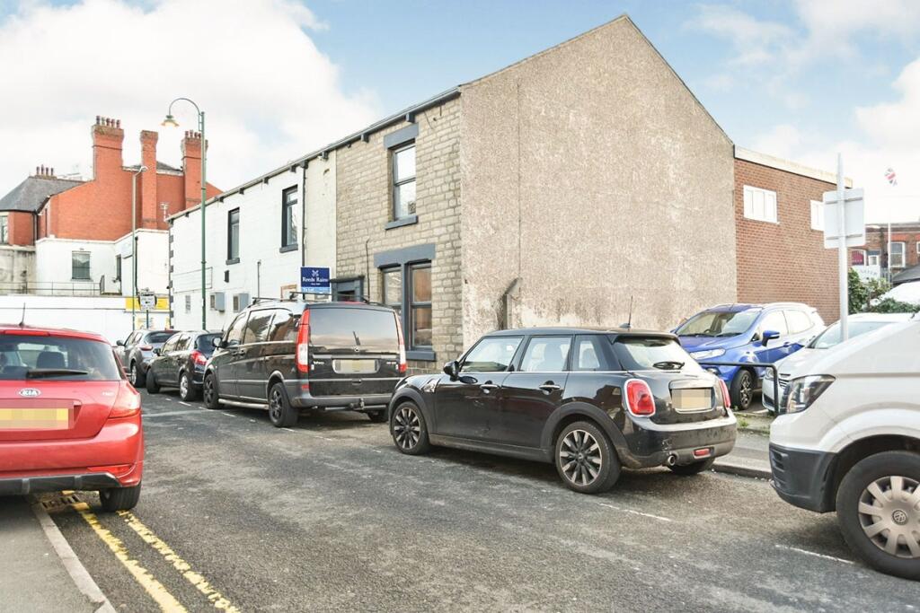 1 bed Apartment for rent in Hyde. From Reeds Rains - Hyde