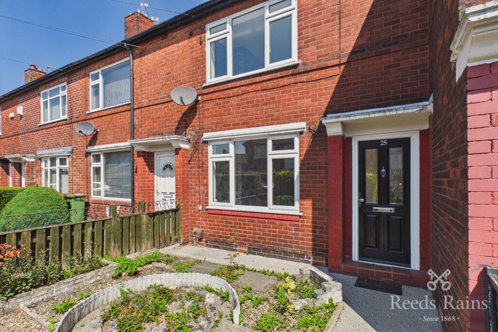 3 bed Mid Terraced House for rent in Denton. From Reeds Rains - Hyde