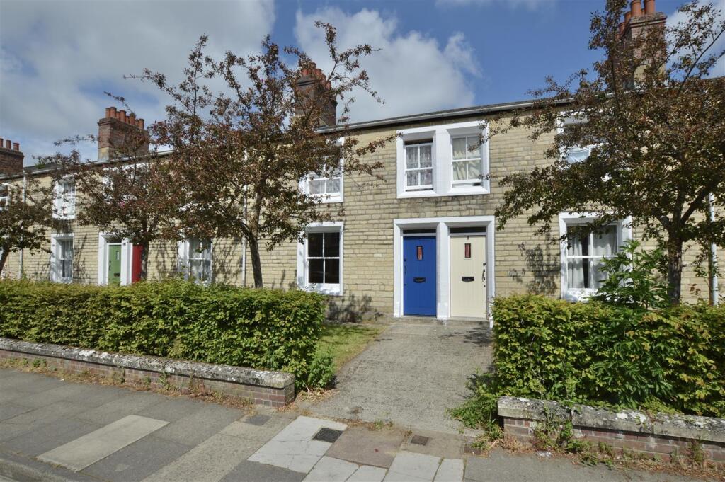 4 bed Studio for rent in Swindon. From Ridgeway Estate Agents - Swindon