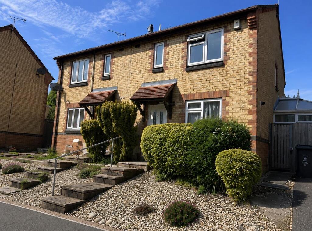 3 bed Semi Detached for rent in Swindon. From Ridgeway Estate Agents - Swindon 3 bed Semi Detached for rent in Swindon. From Ridgeway Estate Agents - Swindon