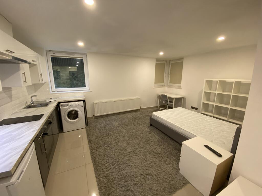 1 bed 1st Floor Flat for rent in Leeds. From Samara Lettings - Leeds 1 bed 1st Floor Flat for rent in Leeds. From Samara Lettings - Leeds