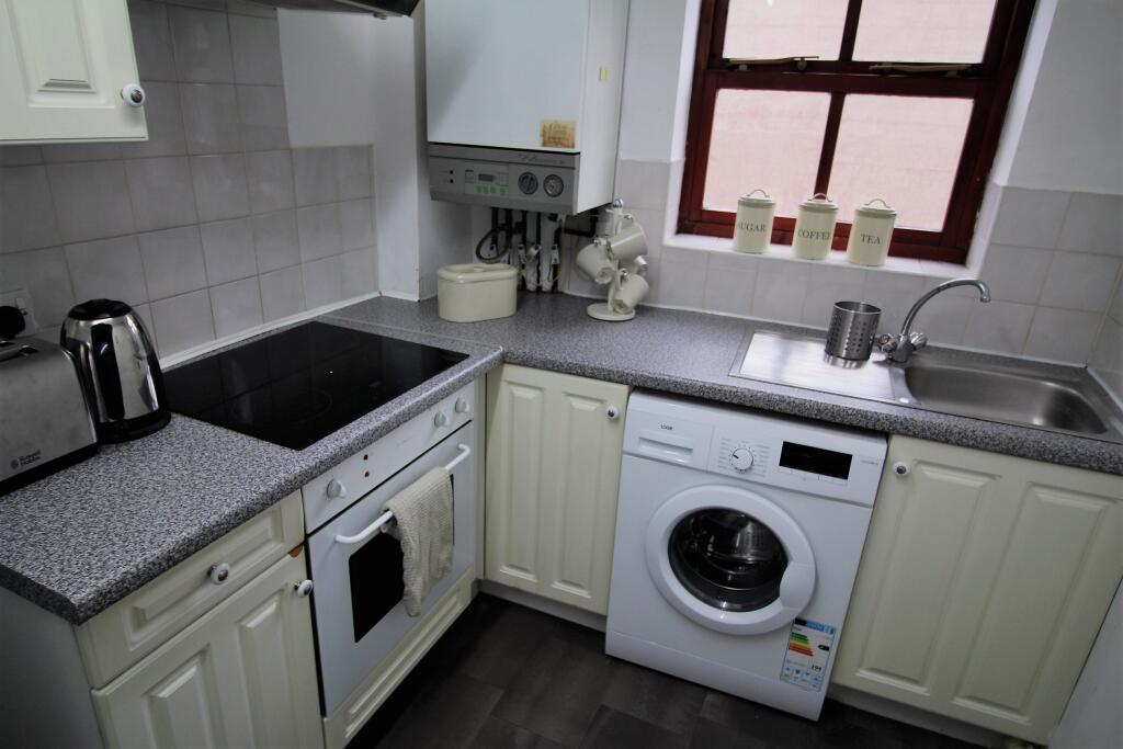 2 bed 1st Floor Flat for rent in Leeds. From Samara Lettings - Leeds