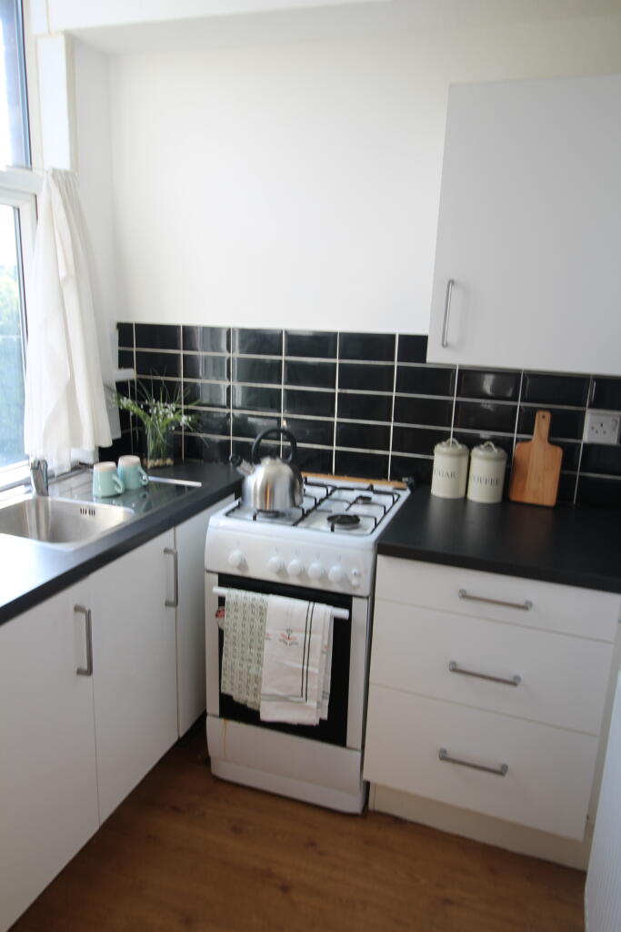 2 bed 1st Floor Flat for rent in Leeds. From Samara Lettings - Leeds