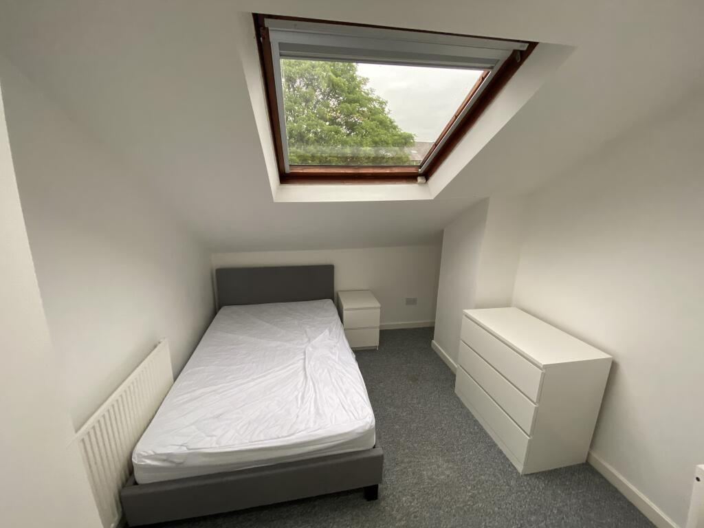 4 bed 1st Floor Flat for rent in Leeds. From Samara Lettings - Leeds 4 bed 1st Floor Flat for rent in Leeds. From Samara Lettings - Leeds