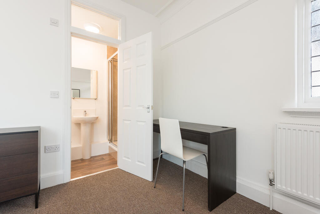 1 bed House Share for rent in Leeds. From Samara Lettings - Leeds