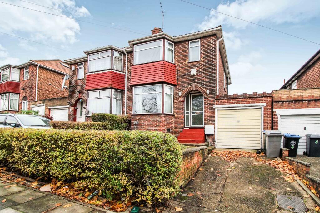 4 bed Semi Detached for rent in London. From Sonia Estates - Harrow
