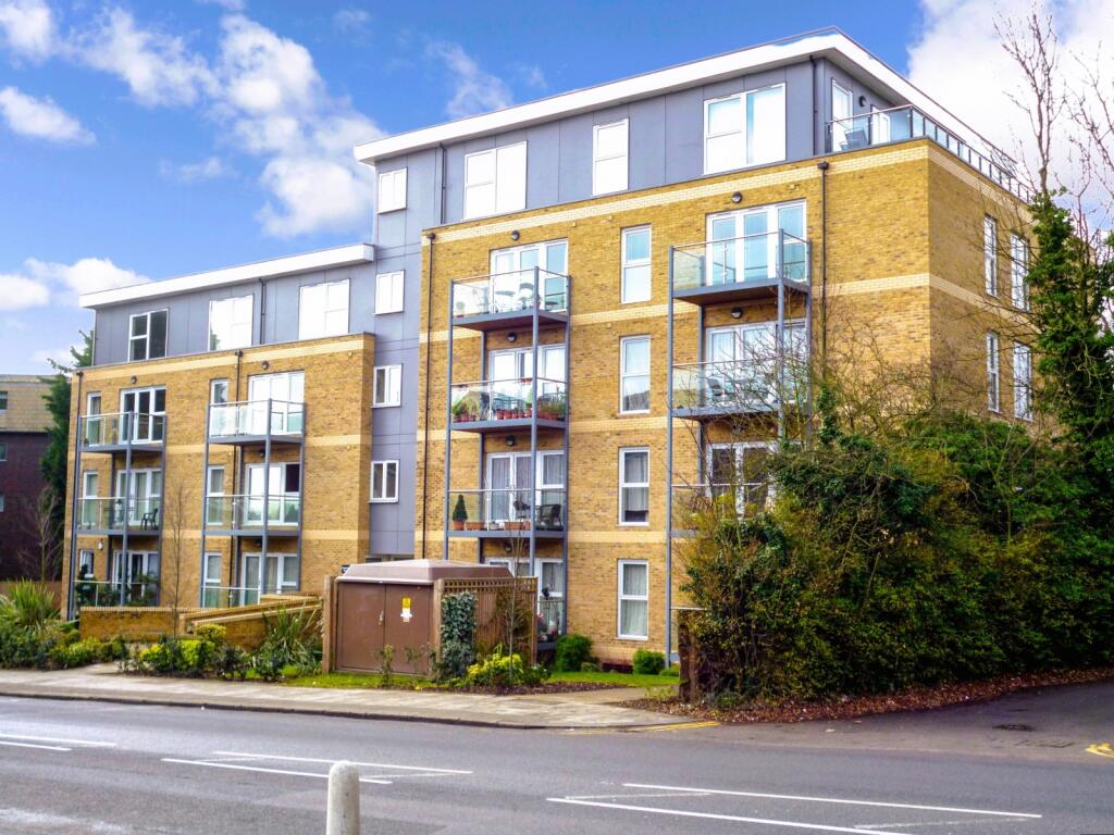 1 bed 1st Floor Flat for rent in Stanmore. From Sonia Estates - Harrow