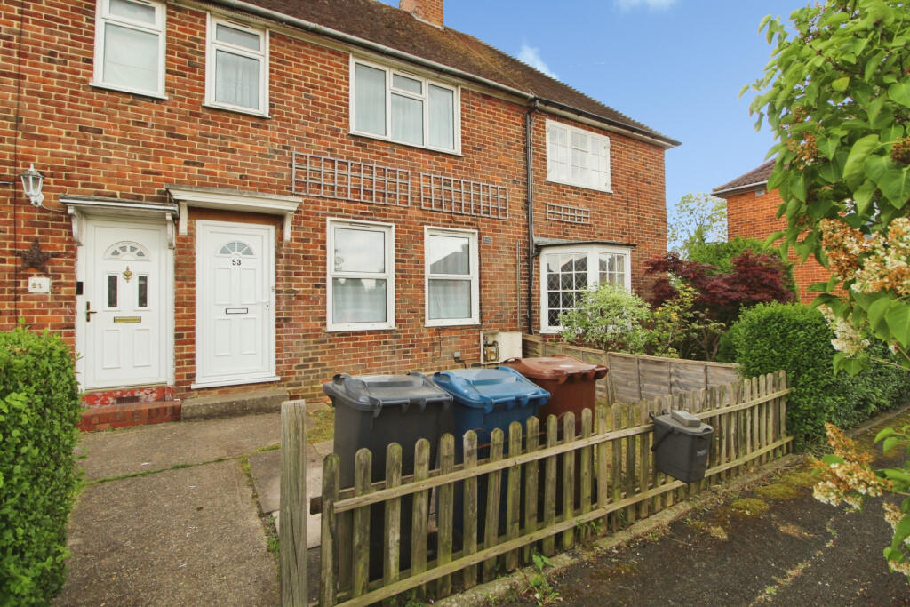 2 bed Mid Terraced House for rent in Harrow. From Sonia Estates - Harrow 2 bed Mid Terraced House for rent in Harrow. From Sonia Estates - Harrow