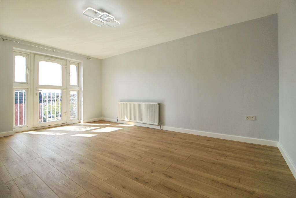 2 bed 1st Floor Flat for rent in Harrow. From Sonia Estates - Harrow