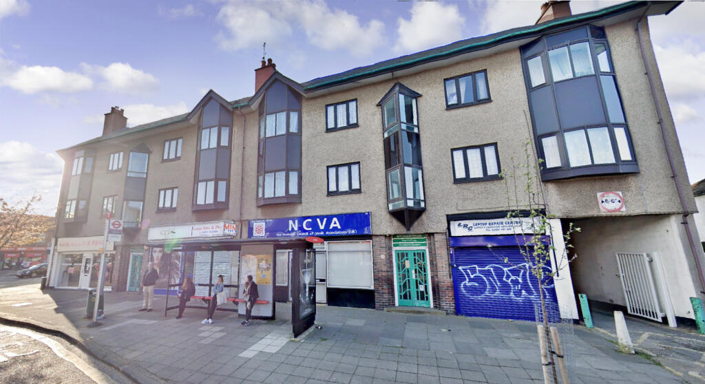 3 bed 1st Floor Flat for rent in Kenton. From Sonia Estates - Harrow 3 bed 1st Floor Flat for rent in Kenton. From Sonia Estates - Harrow