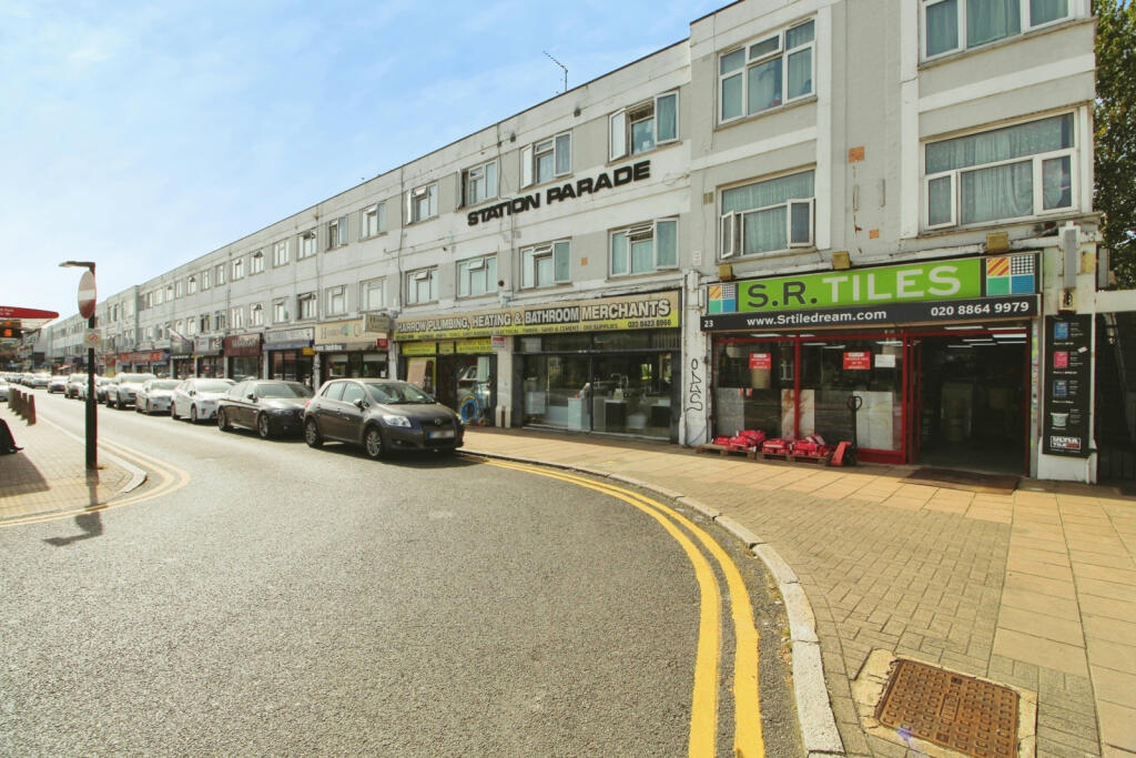 2 bed 1st Floor Flat for rent in London. From Sonia Estates - Harrow