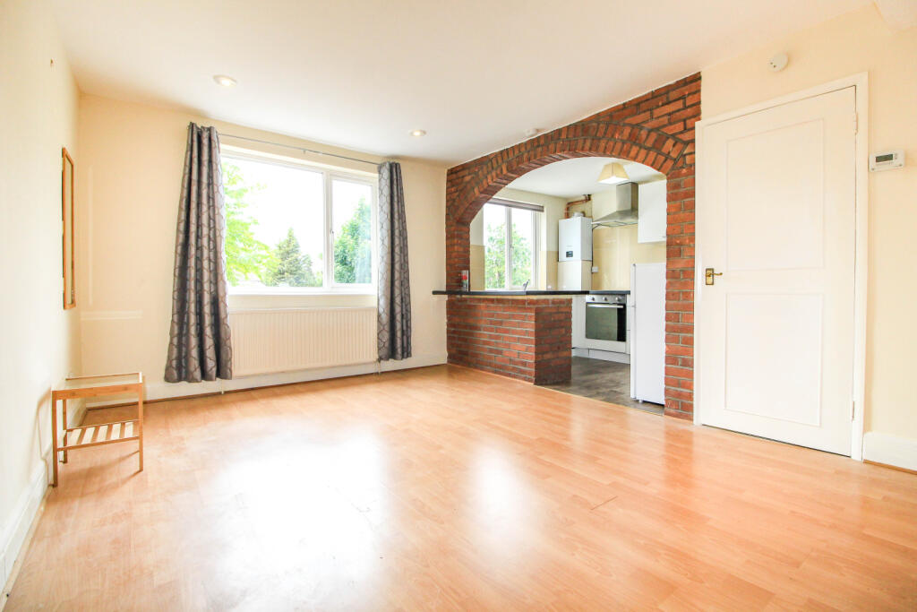1 bed 1st Floor Flat for rent in Harrow. From Sonia Estates - Harrow