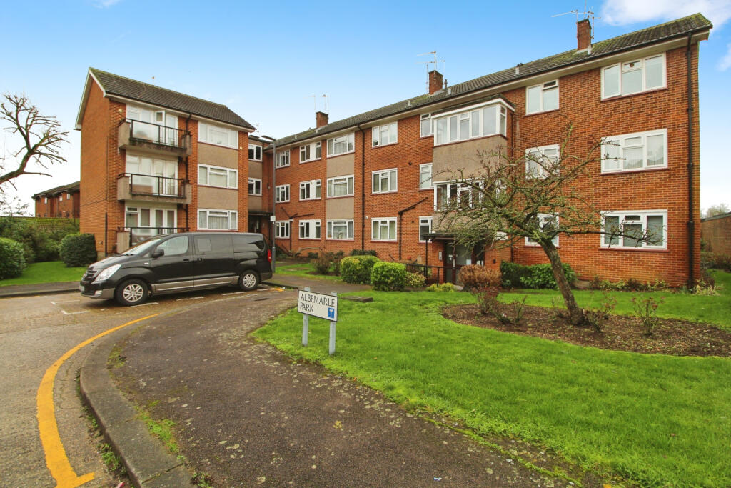 1 bed 1st Floor Flat for rent in Stanmore. From Sonia Estates - Harrow 1 bed 1st Floor Flat for rent in Stanmore. From Sonia Estates - Harrow
