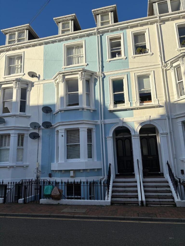 4 bed Studio for rent in Tunbridge Wells. From SouthEastPML - Tunbridge Wells