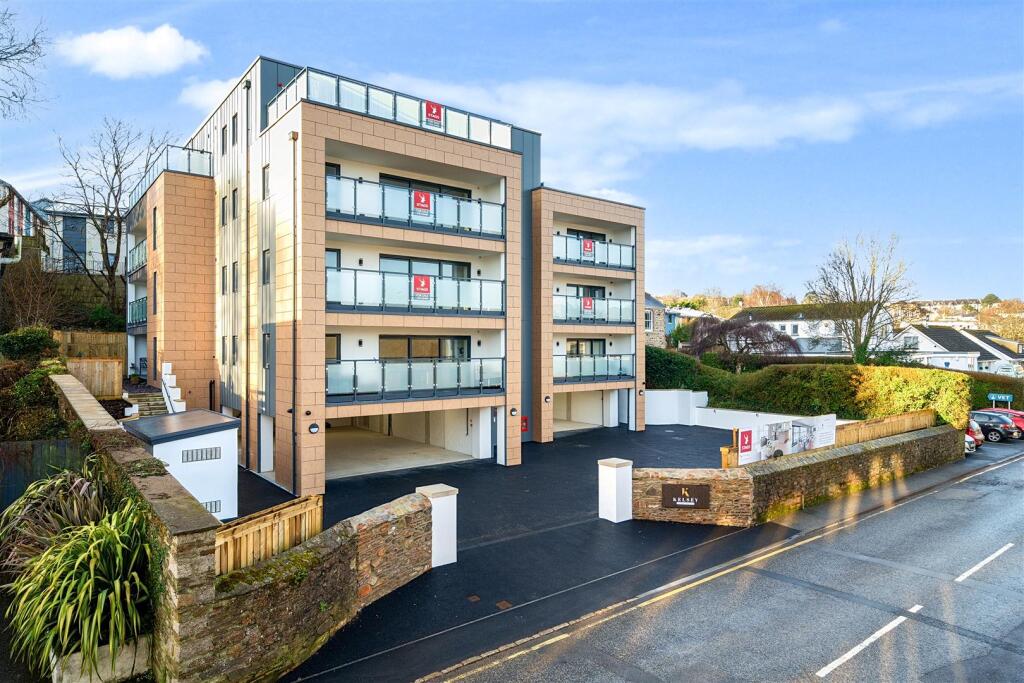 3 bed Apartment for rent in Truro. From Stags - Truro