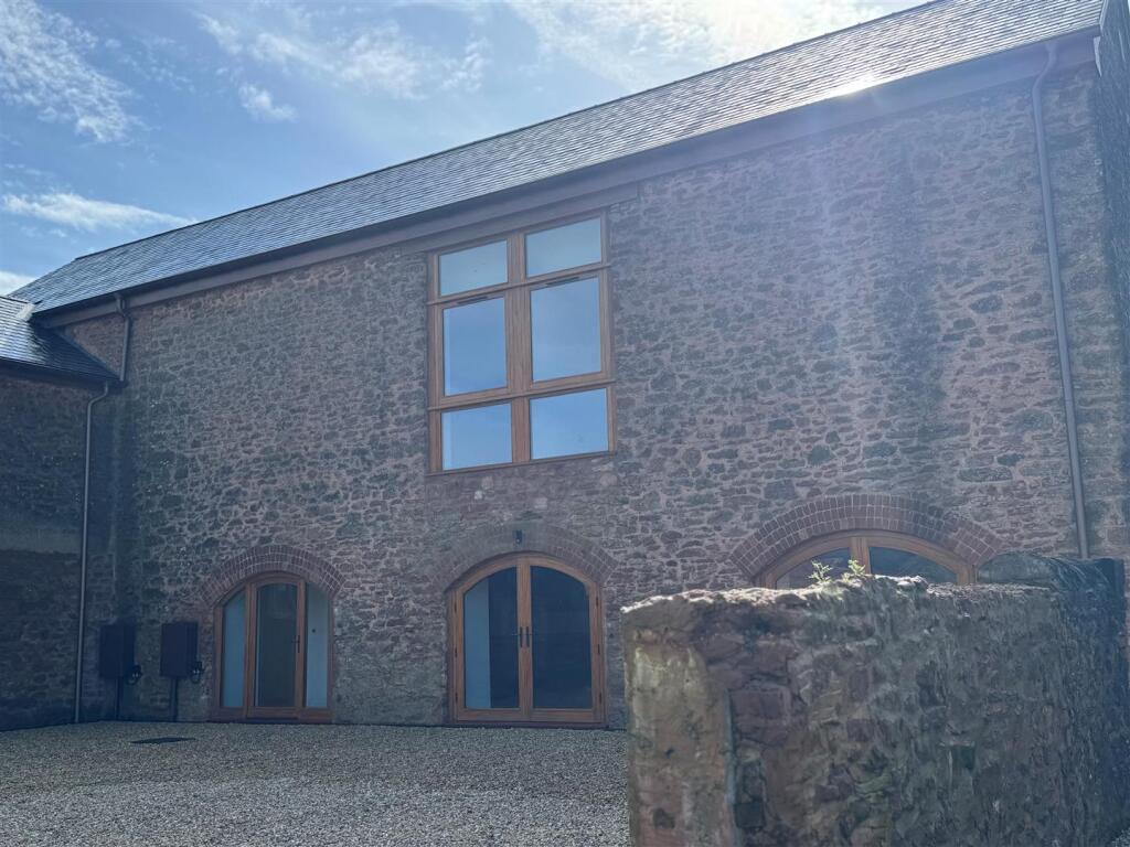 3 bed Detached for rent in Taunton. From Stags - Wellington 3 bed Detached for rent in Taunton. From Stags - Wellington