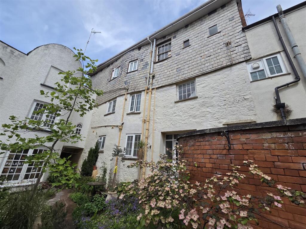 1 bed Apartment for rent in Wiveliscombe. From Stags - Wellington 1 bed Apartment for rent in Wiveliscombe. From Stags - Wellington