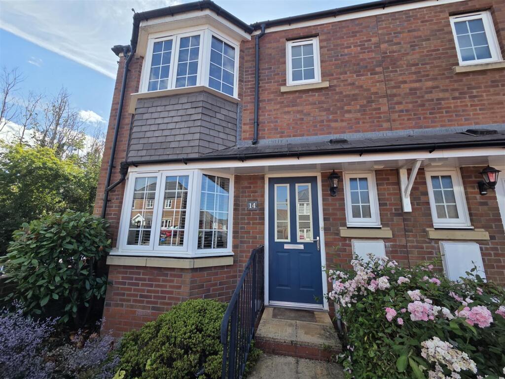 3 bed Mid Terraced House for rent in Chelston. From Stags - Wellington 3 bed Mid Terraced House for rent in Chelston. From Stags - Wellington