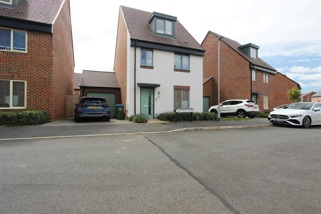 4 bed Detached for rent in . From Sterling Estate Agents - Tring 4 bed Detached for rent in . From Sterling Estate Agents - Tring