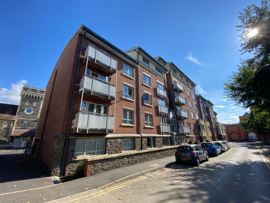 1 bed 1st Floor Flat for rent in Bower Ashton. From The Bristol Residential Letting Co - Southville