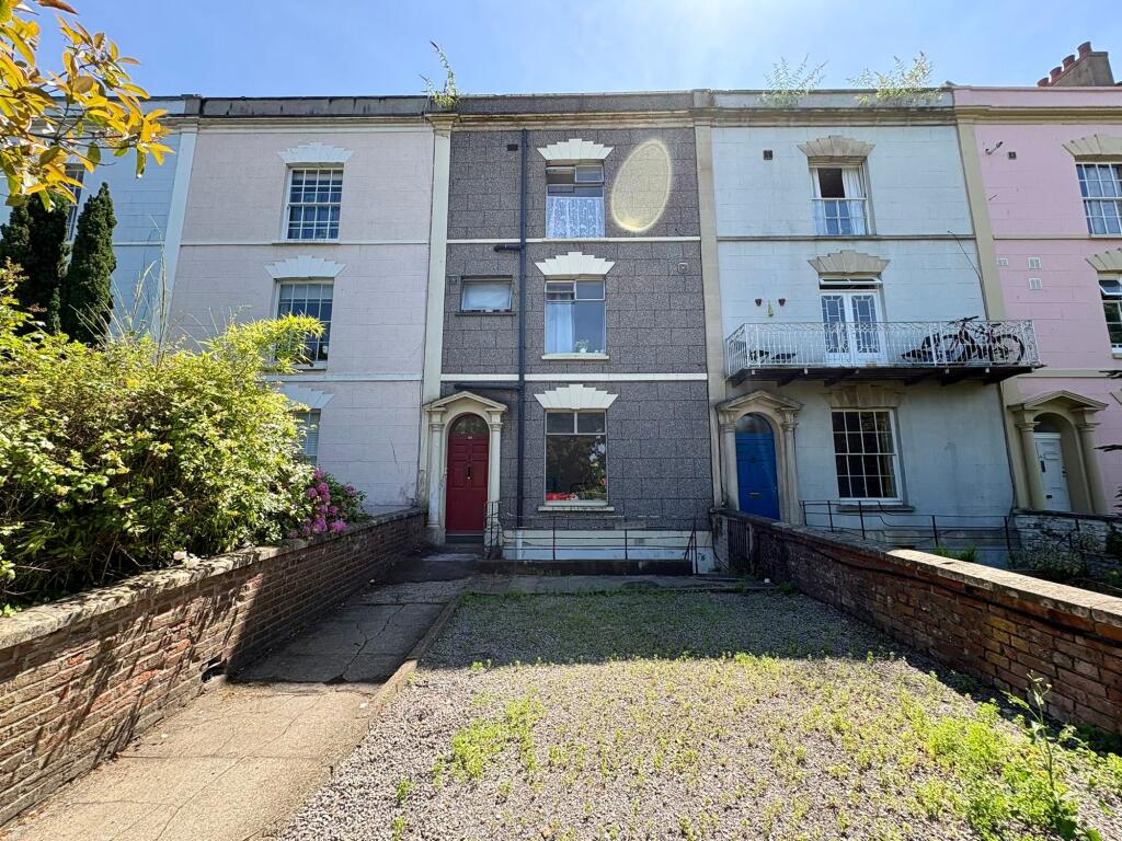 1 bed 1st Floor Flat for rent in Bower Ashton. From The Bristol Residential Letting Co - Southville