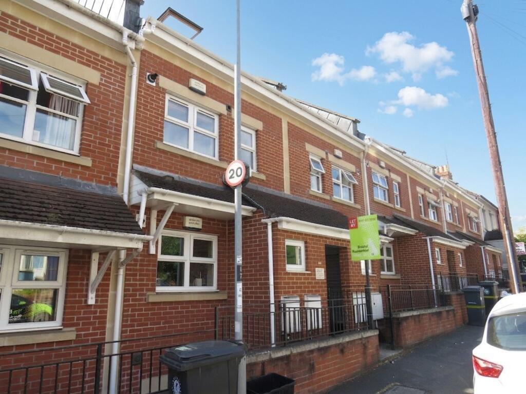 2 bed Annexe for rent in Ashton Vale. From The Bristol Residential Letting Co - Southville 2 bed Annexe for rent in Ashton Vale. From The Bristol Residential Letting Co - Southville