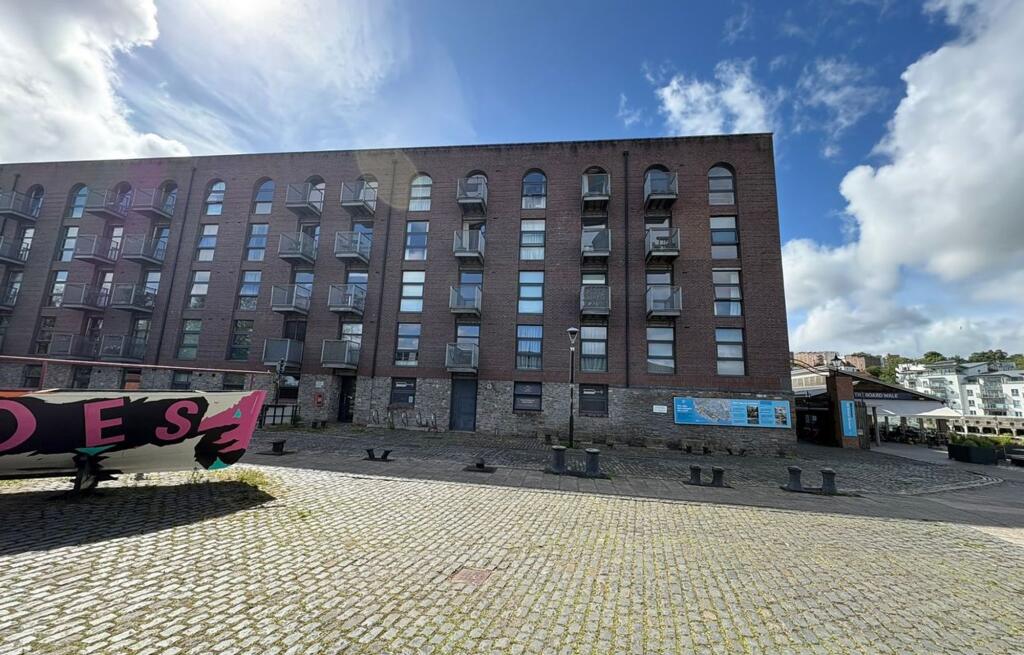 1 bed 1st Floor Flat for rent in Bristol. From The Bristol Residential Letting Co - Southville