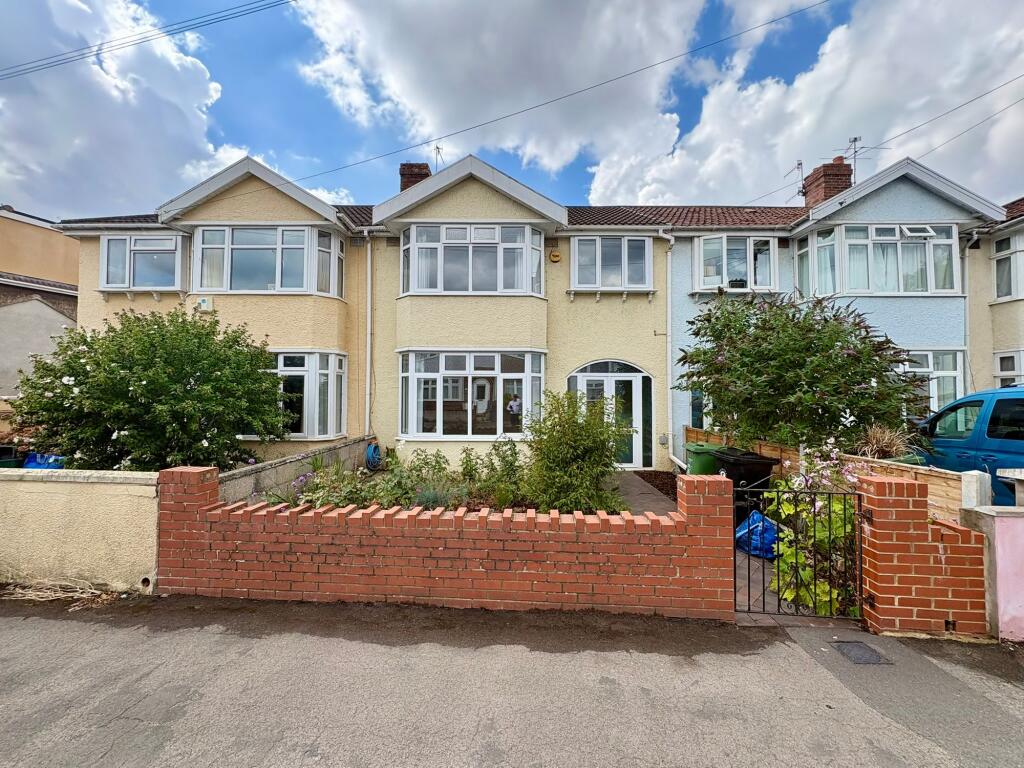 3 bed Mid Terraced House for rent in Ashton Vale. From The Bristol Residential Letting Co - Southville 3 bed Mid Terraced House for rent in Ashton Vale. From The Bristol Residential Letting Co - Southville