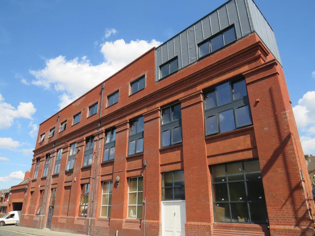 2 bed 1st Floor Flat for rent in Bower Ashton. From The Bristol Residential Letting Co - Southville