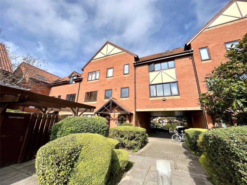 1 bed 1st Floor Flat for rent in Bristol. From The Bristol Residential Letting Co - Southville 1 bed 1st Floor Flat for rent in Bristol. From The Bristol Residential Letting Co - Southville