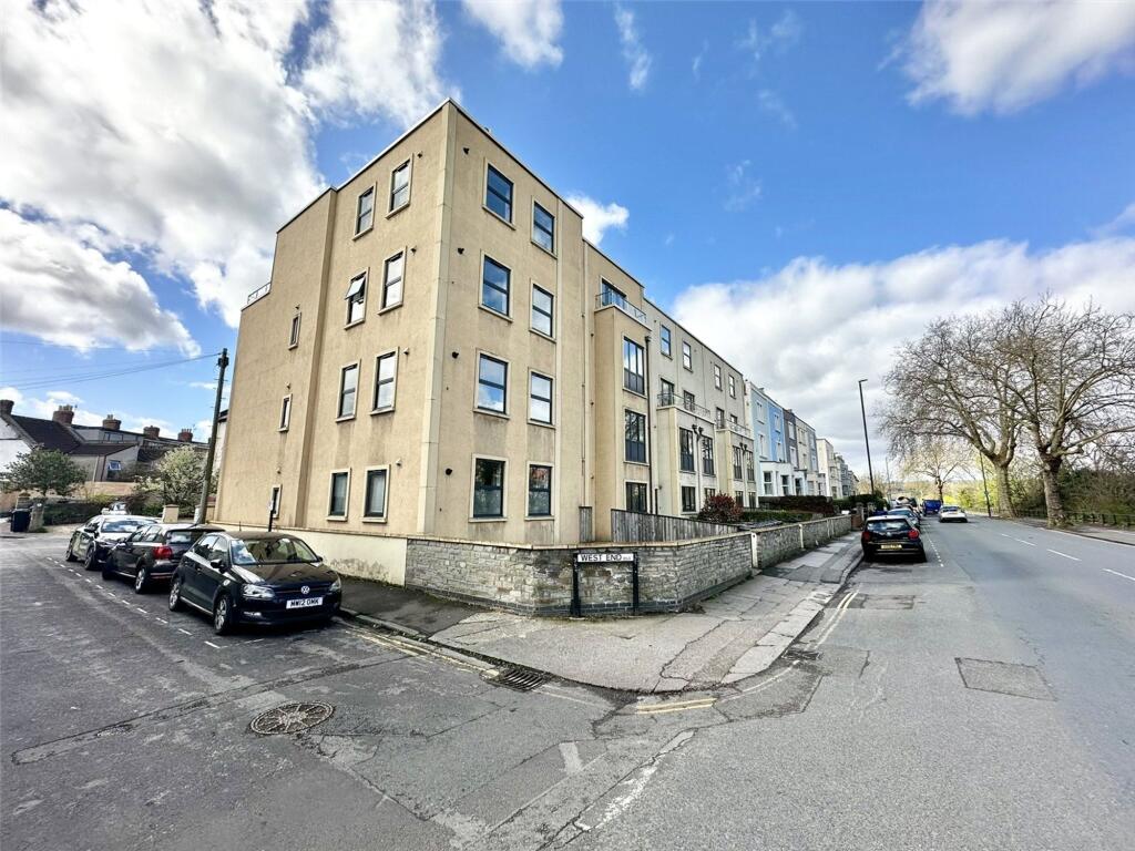 2 bed 1st Floor Flat for rent in Ashton Vale. From The Bristol Residential Letting Co - Southville