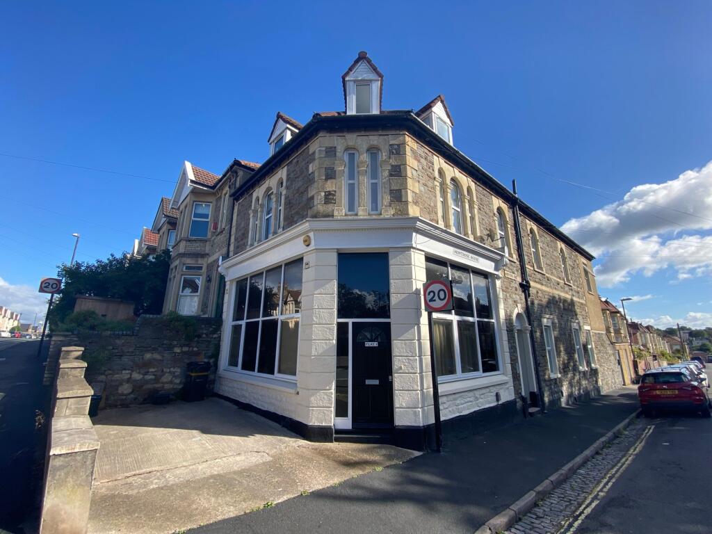 1 bed 1st Floor Flat for rent in Whiteway. From The Bristol Residential Letting Co - Southville 1 bed 1st Floor Flat for rent in Whiteway. From The Bristol Residential Letting Co - Southville