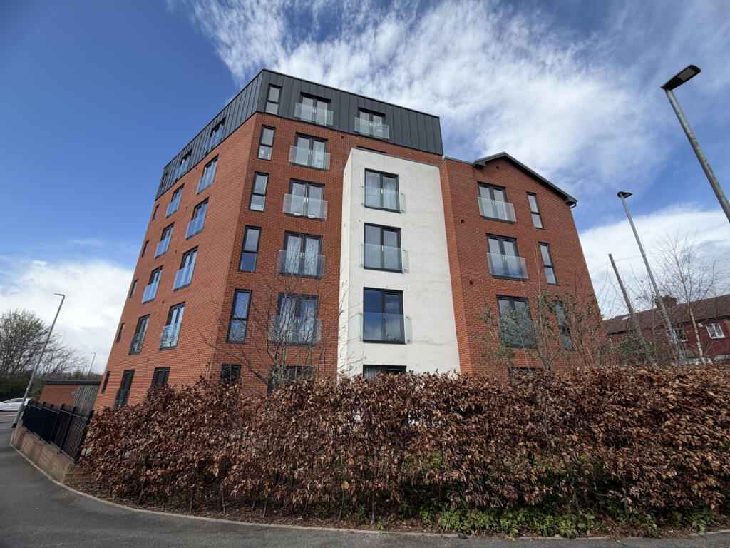 2 bed Apartment for rent in Leeds. From Tudor Sales & Lettings - Garforth