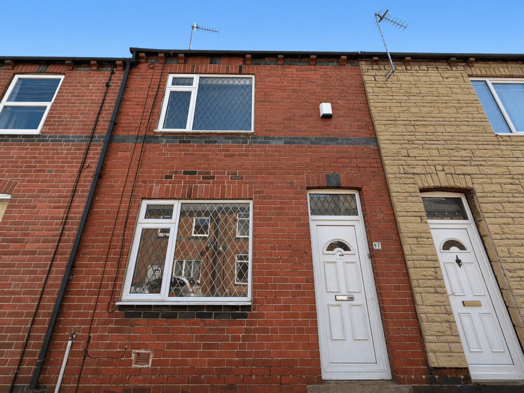 2 bed Mid Terraced House for rent in Castleford. From Tudor Sales & Lettings - Garforth