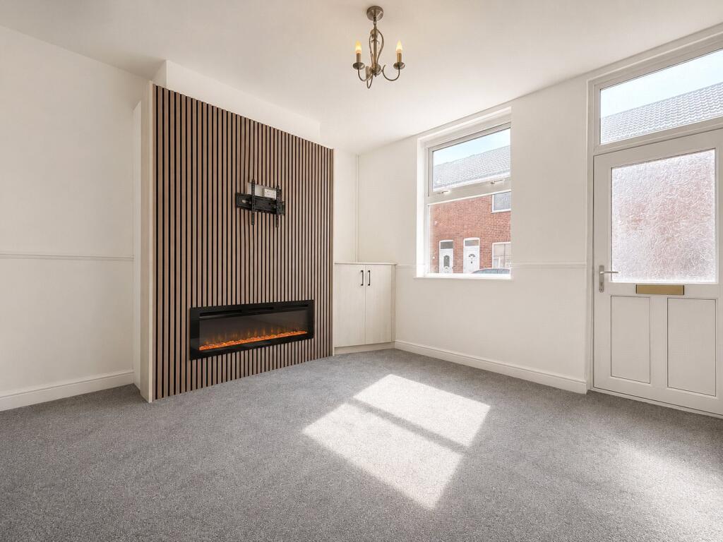 2 bed Mid Terraced House for rent in Castleford. From Tudor Sales & Lettings - Garforth 2 bed Mid Terraced House for rent in Castleford. From Tudor Sales & Lettings - Garforth