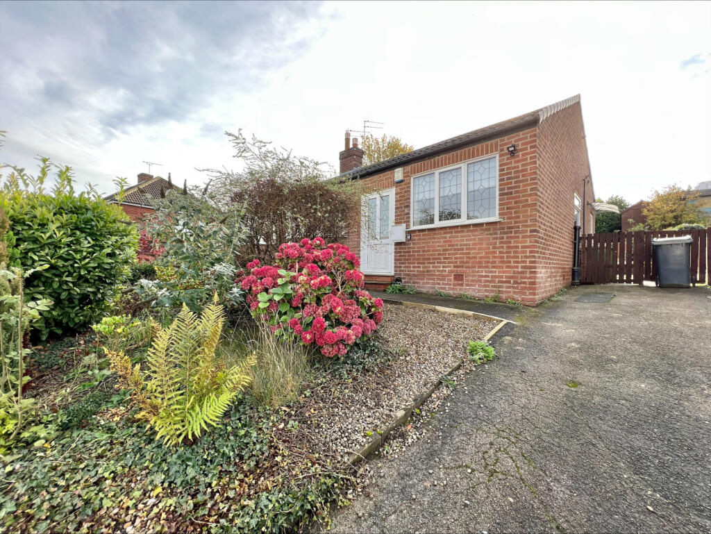 2 bed Bungalow for rent in Garforth. From Tudor Sales & Lettings - Garforth 2 bed Bungalow for rent in Garforth. From Tudor Sales & Lettings - Garforth