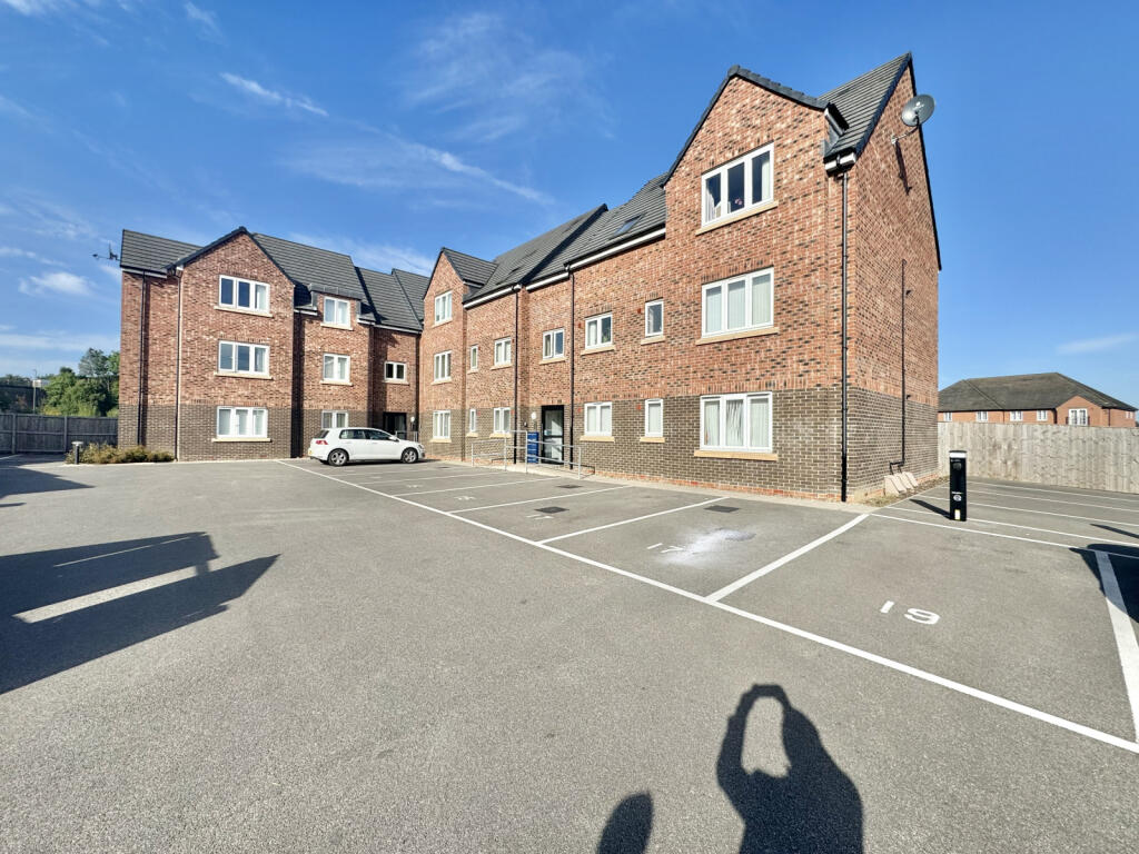 2 bed Apartment for rent in Castleford. From Tudor Sales & Lettings - Garforth 2 bed Apartment for rent in Castleford. From Tudor Sales & Lettings - Garforth