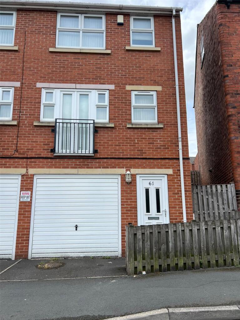 3 bed Mid Terraced House for rent in Troydale. From Tudor Sales & Lettings - Garforth