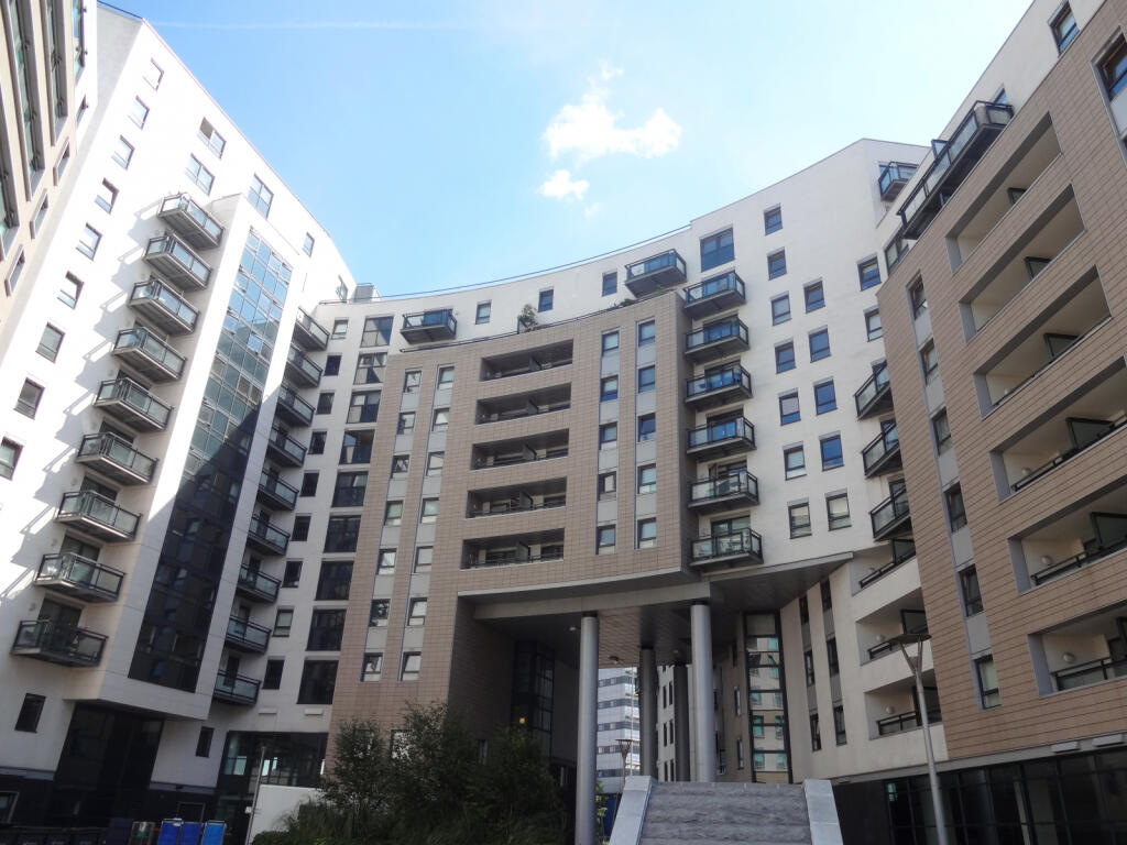 1 bed Apartment for rent in Leeds. From Tudor Sales & Lettings - Garforth 1 bed Apartment for rent in Leeds. From Tudor Sales & Lettings - Garforth