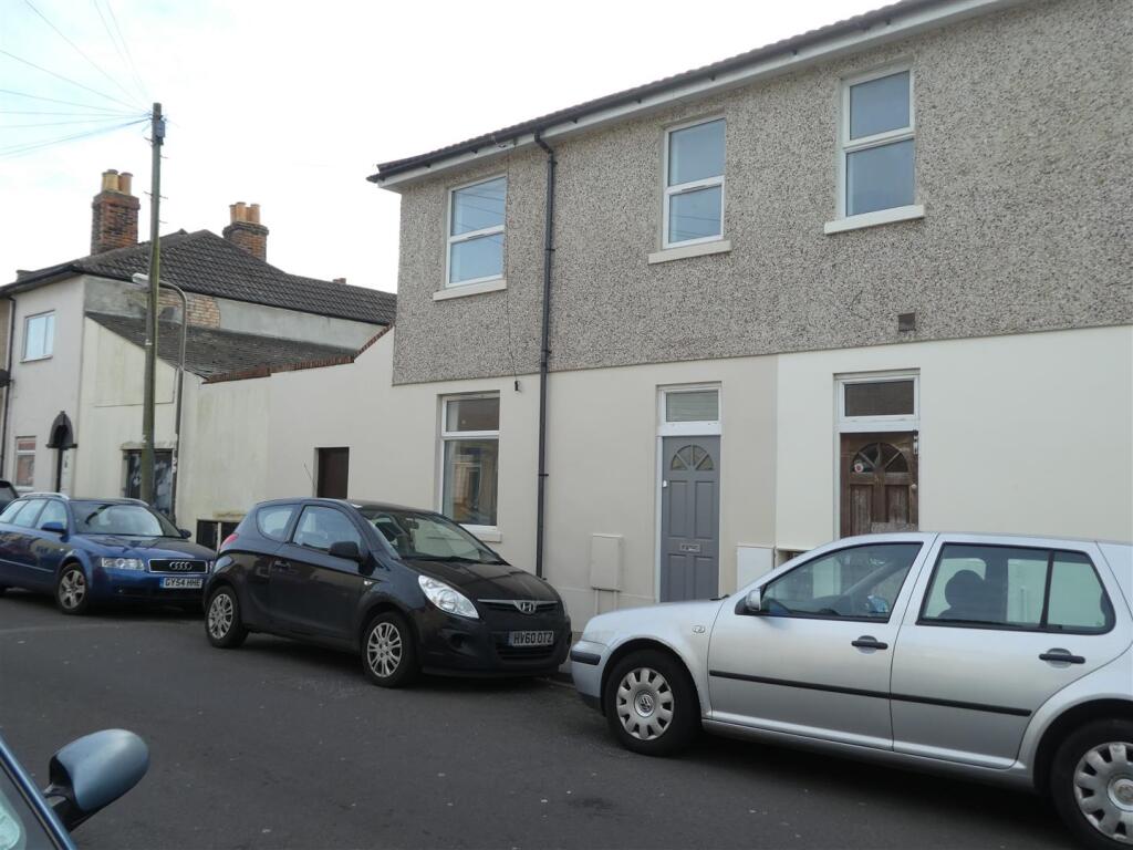 2 bed End of Terrace for rent in Portsmouth. From Tully & Co - Southsea