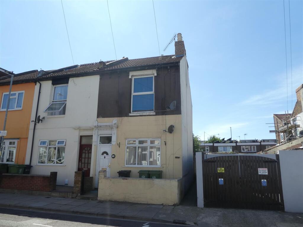 1 bed 1st Floor Flat for rent in Portsmouth. From Tully & Co - Southsea 1 bed 1st Floor Flat for rent in Portsmouth. From Tully & Co - Southsea