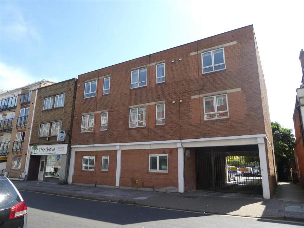 1 bed 1st Floor Flat for rent in Portsmouth. From Tully & Co - Southsea